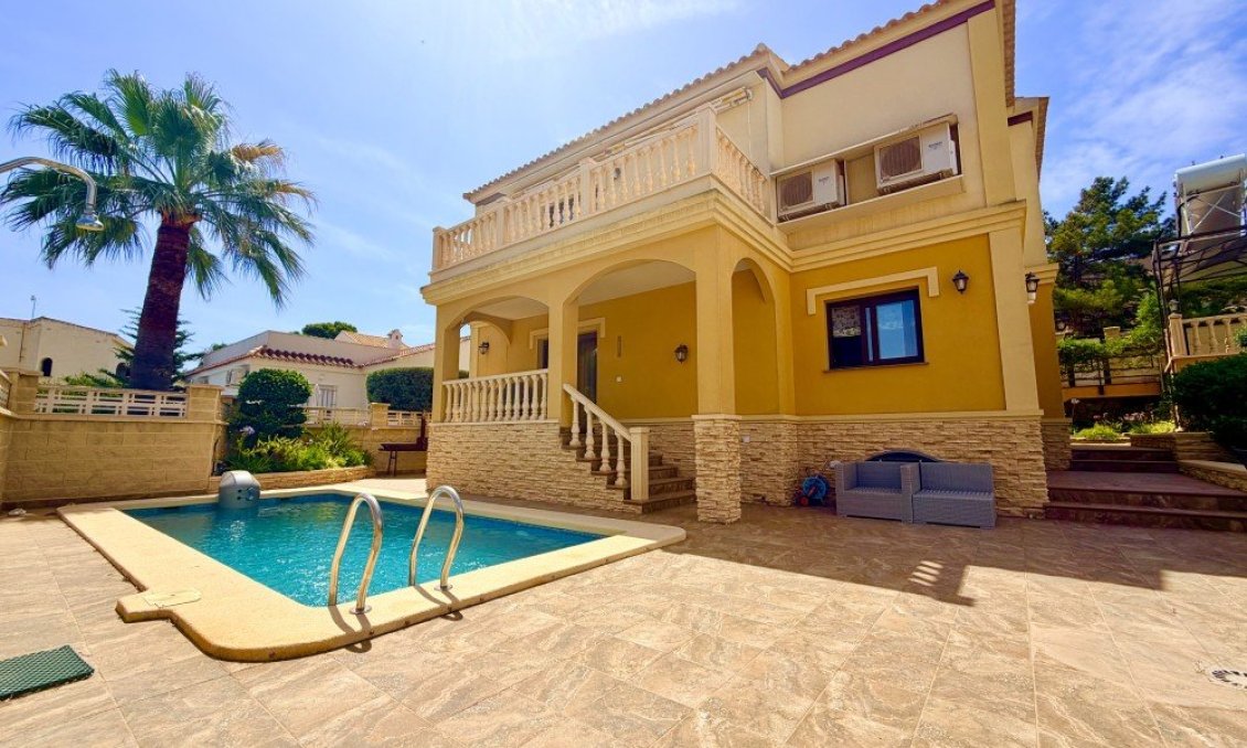 Segunda mano - Villa -
Orihuela Costa - Costa Blanca