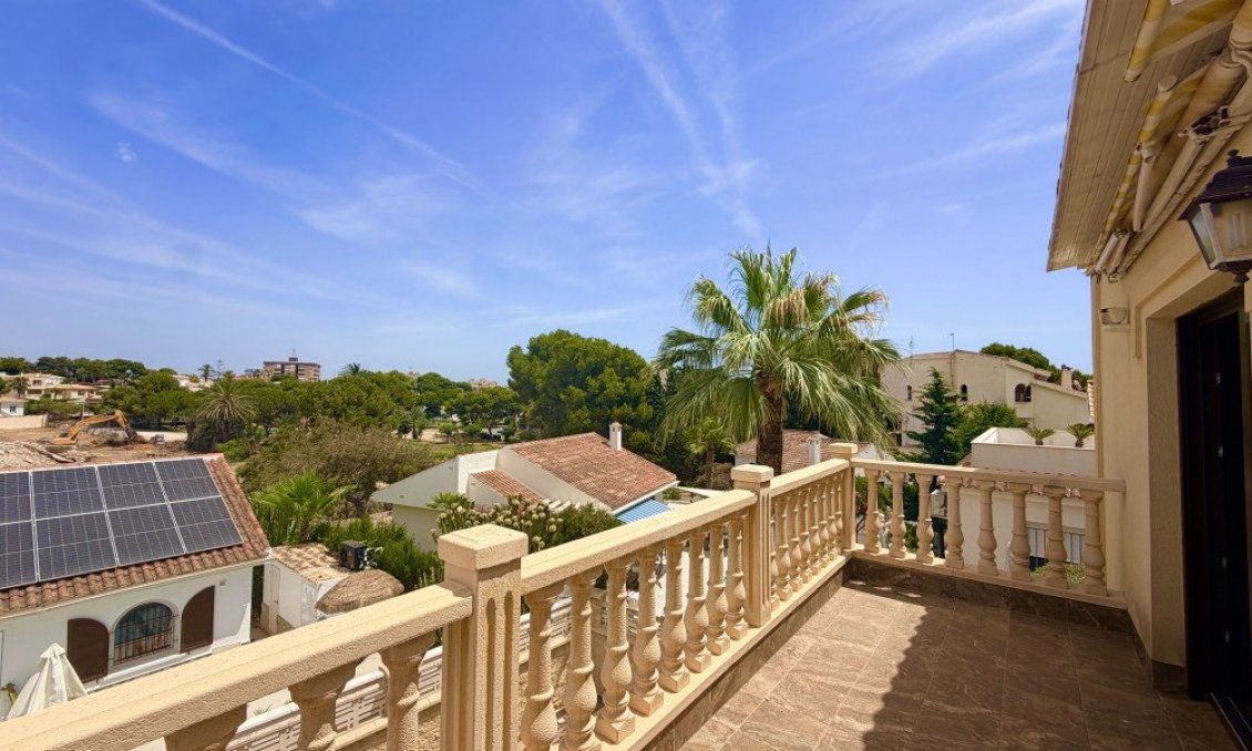 Segunda mano - Villa -
Orihuela Costa - Costa Blanca