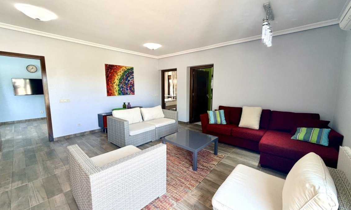 Segunda mano - Villa -
Orihuela Costa - Costa Blanca