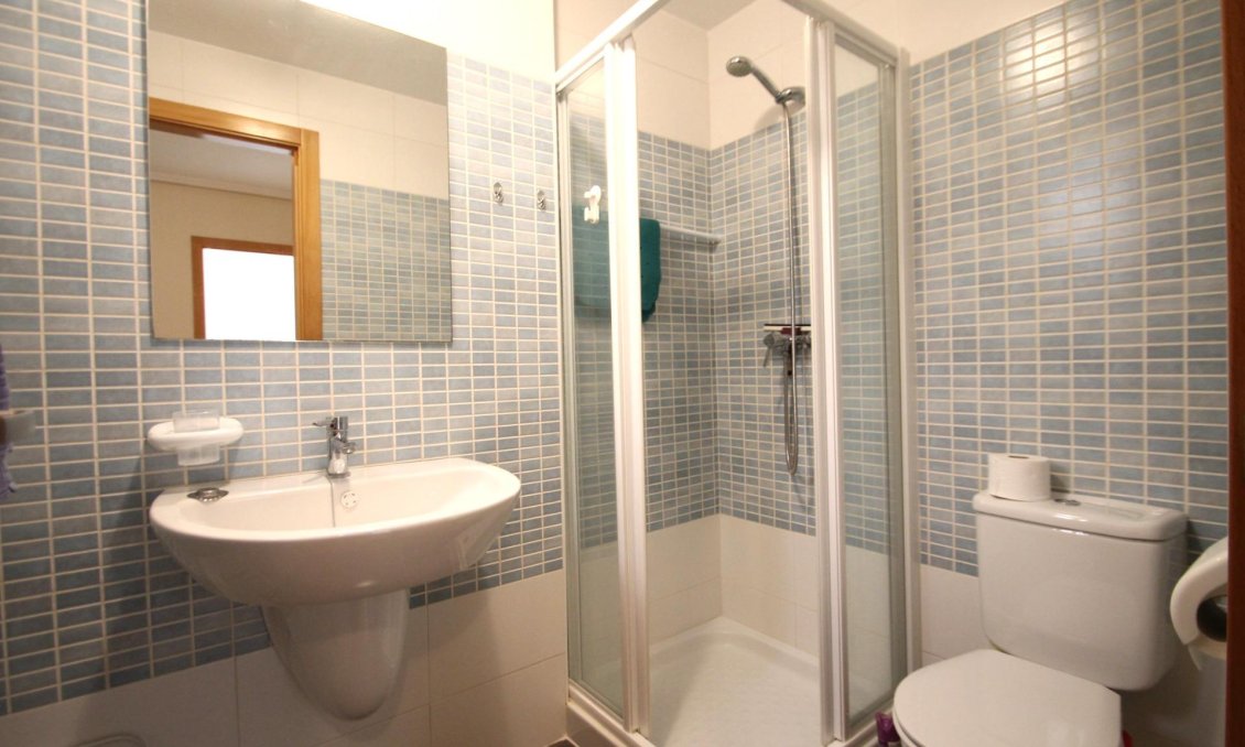 Segunda mano - Apartamento -
Torrevieja - El Molino