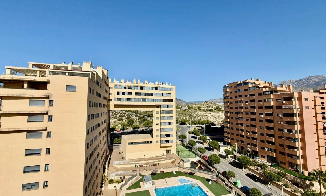 Segunda mano - Ático -
Villajoyosa - Cala Villajoyosa