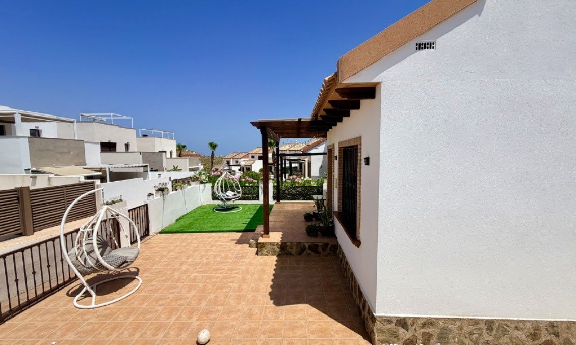 Használt Ingatlanok - Villa -
Ciudad Quesada - Costa Blanca