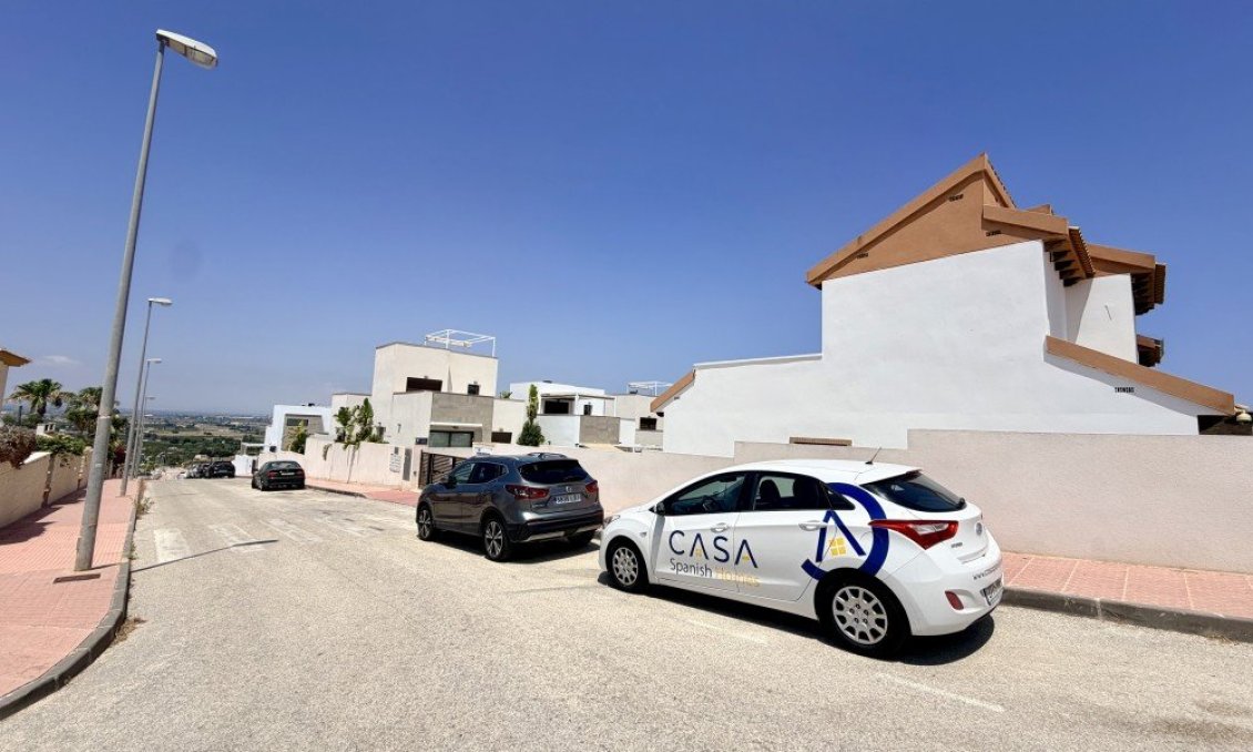Használt Ingatlanok - Villa -
Ciudad Quesada - Costa Blanca