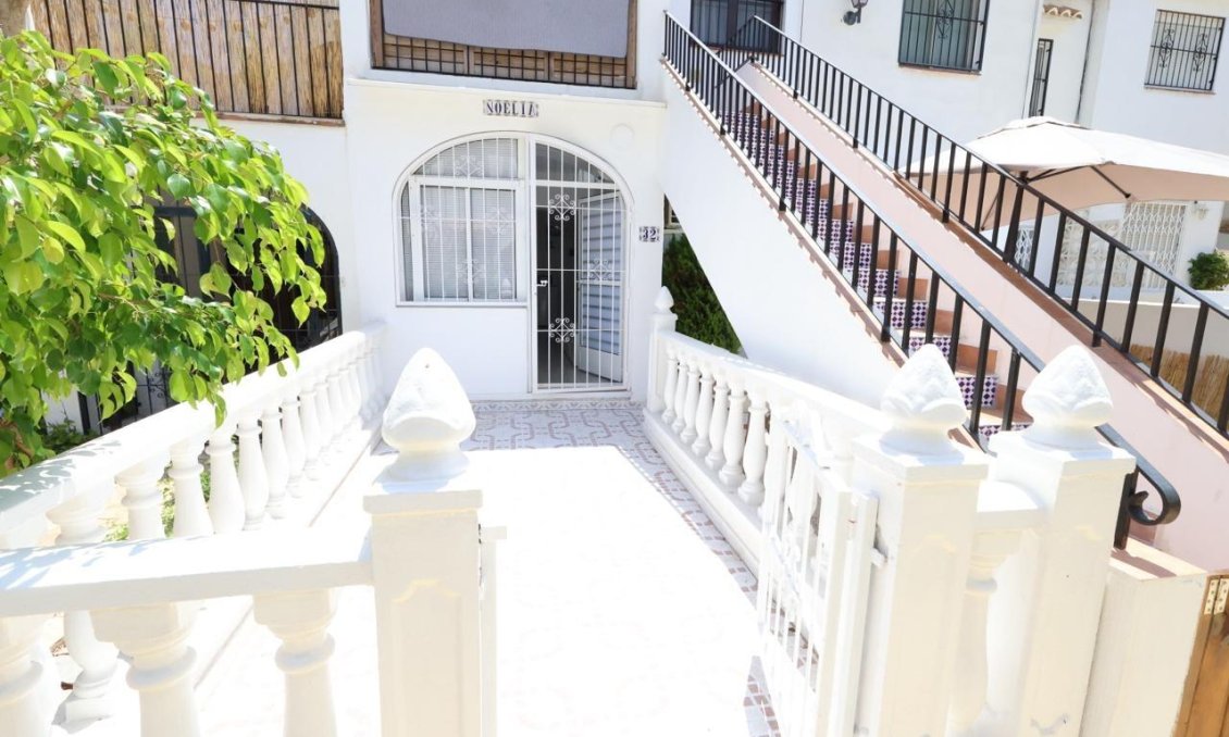 Revânzare - Bungalou -
Torrevieja - Costa Blanca