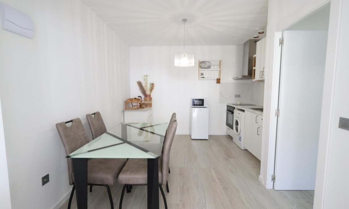 Revânzare - Bungalou -
Torrevieja - Costa Blanca
