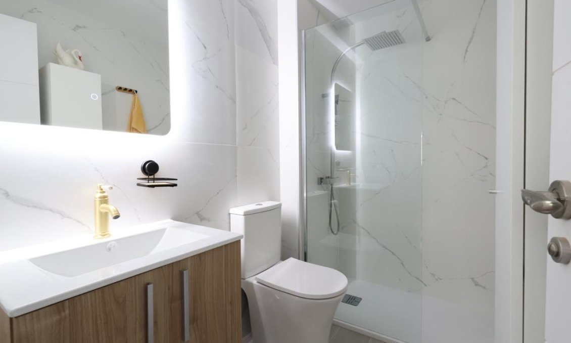 Revânzare - Bungalou -
Torrevieja - Costa Blanca