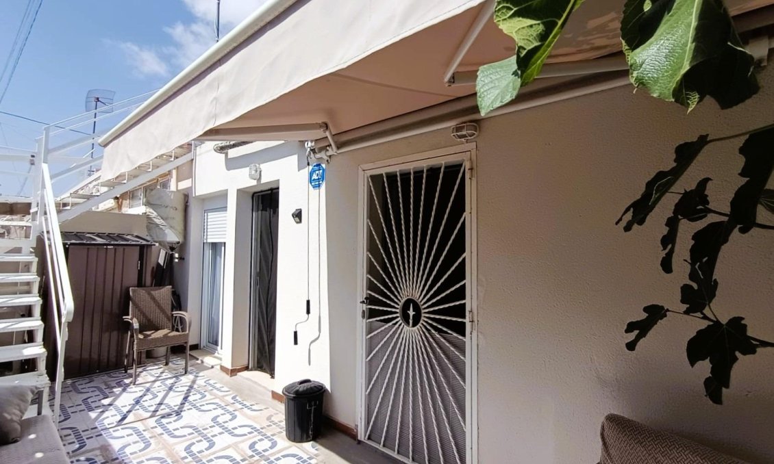 Revânzare - Bungalou -
Torrevieja - Costa Blanca