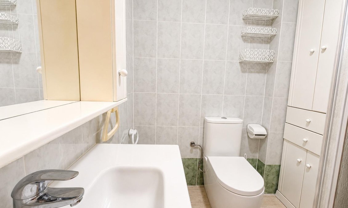 Wiederverkauf - Wohnung -
Torrevieja - Habaneras