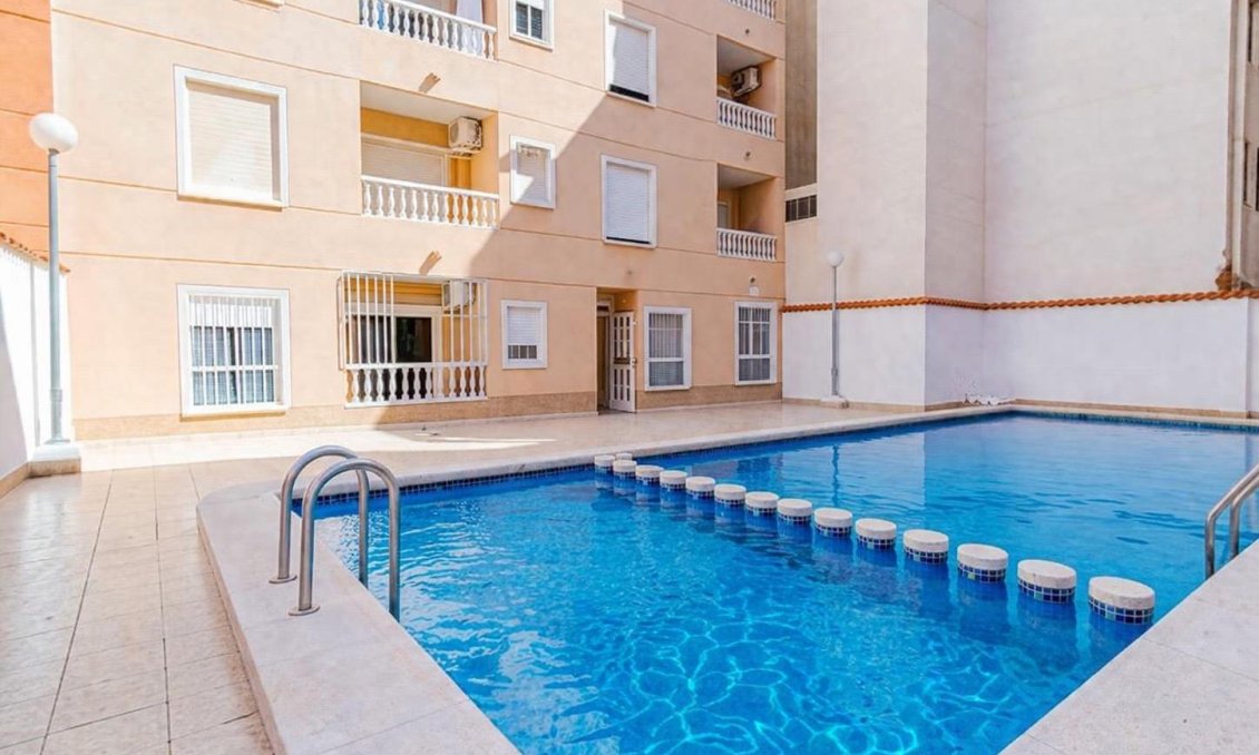 Wiederverkauf - Wohnung -
Torrevieja - Habaneras