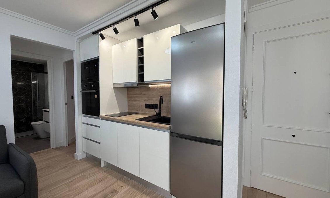 Használt Ingatlanok - Apartman -
Torrevieja - Centrum