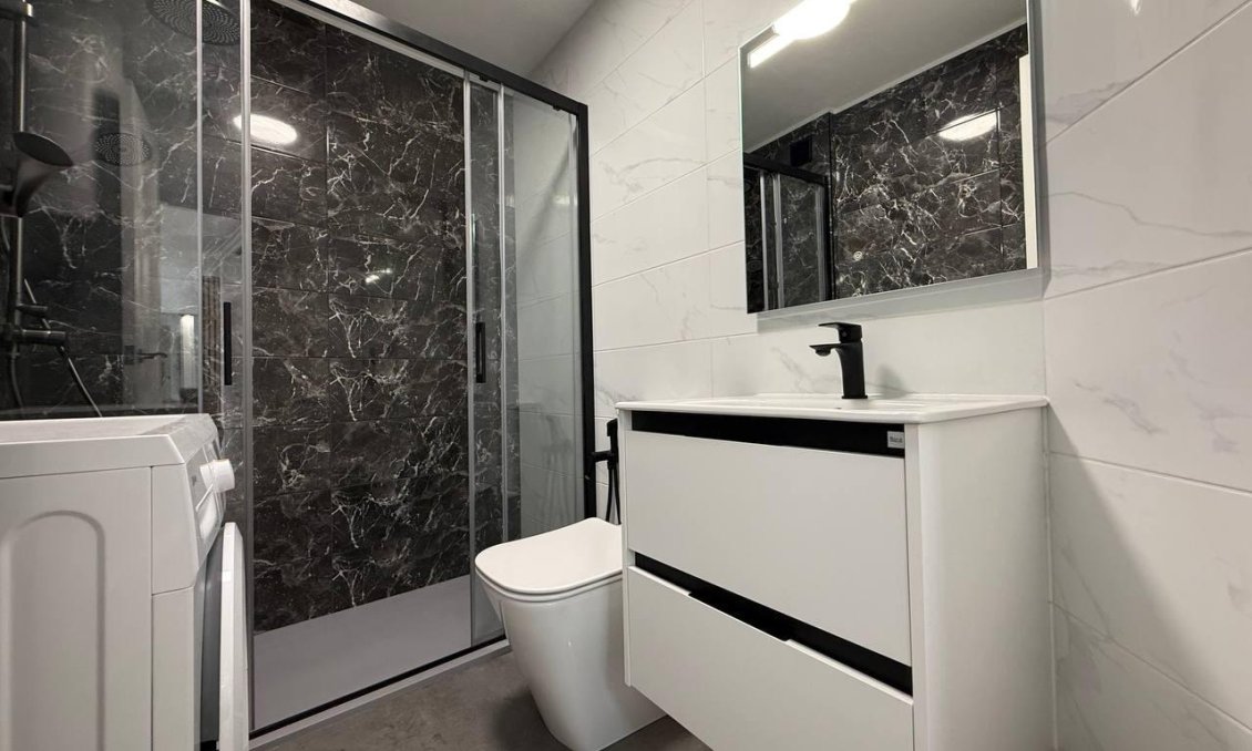 Használt Ingatlanok - Apartman -
Torrevieja - Centrum
