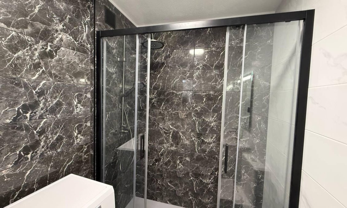 Használt Ingatlanok - Apartman -
Torrevieja - Centrum