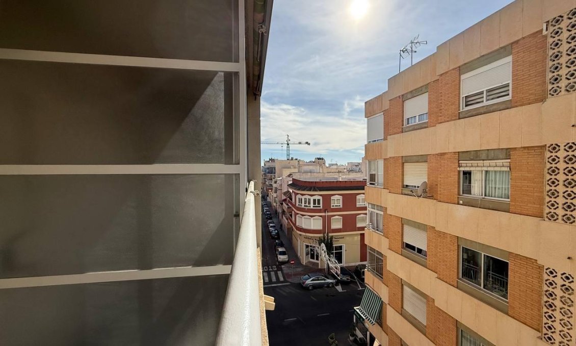 Használt Ingatlanok - Apartman -
Torrevieja - Centrum