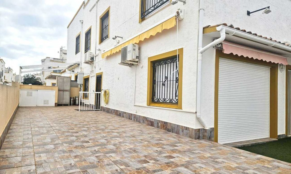 Segunda mano - Duplex -
Torrevieja - Costa Blanca