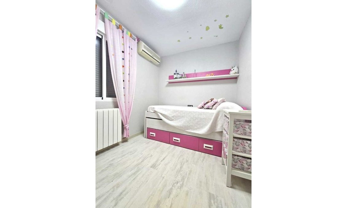 Segunda mano - Duplex -
Torrevieja - Costa Blanca