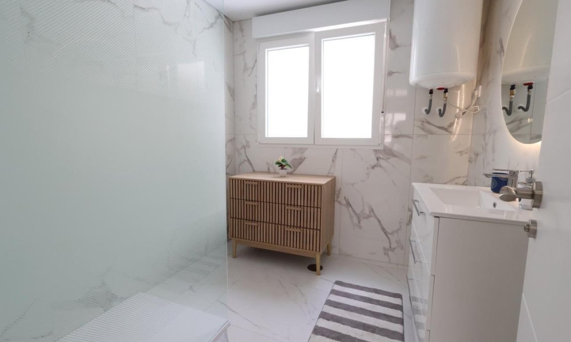 Segunda mano - Apartamento -
Torrevieja - Costa Blanca
