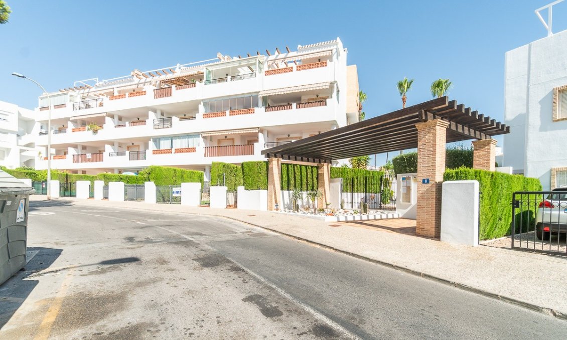 Segunda mano - Apartamento -
Orihuela Costa - Costa Blanca