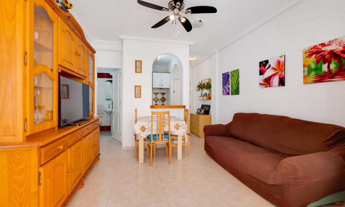 Segunda mano - Bungalow -
Torrevieja - Costa Blanca