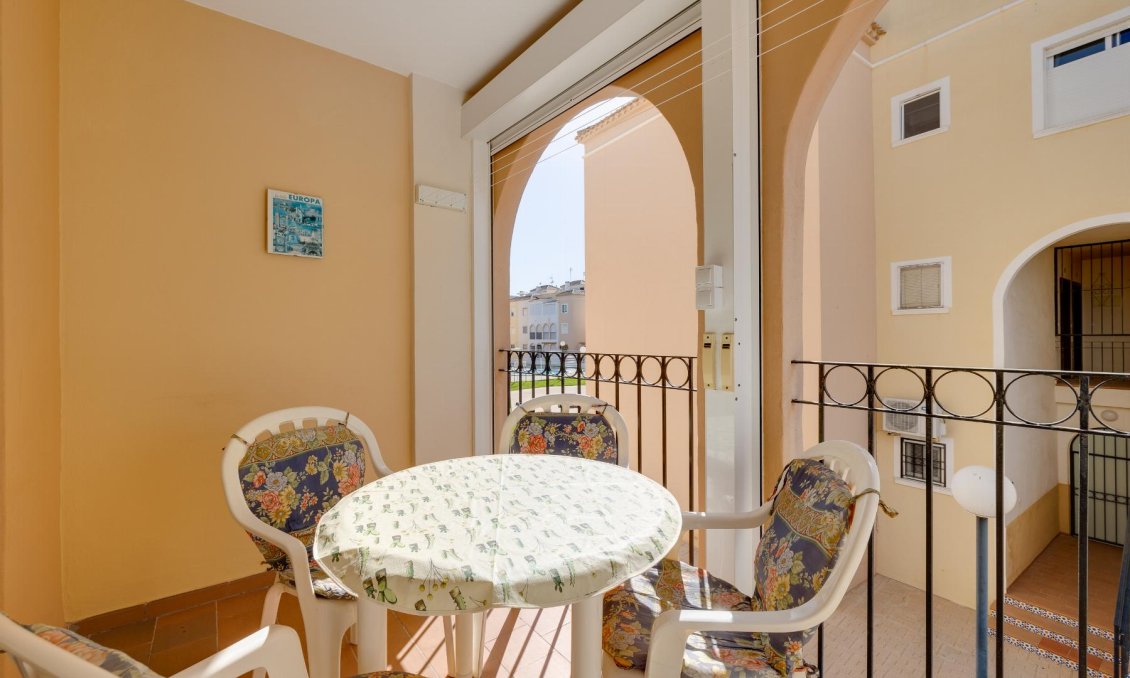 Segunda mano - Bungalow -
Torrevieja - Costa Blanca