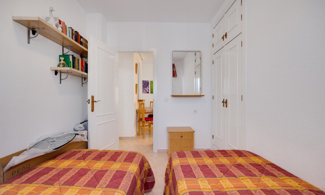 Segunda mano - Bungalow -
Torrevieja - Costa Blanca