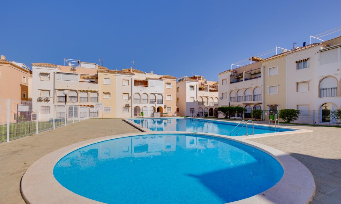 Segunda mano - Bungalow -
Torrevieja - Costa Blanca