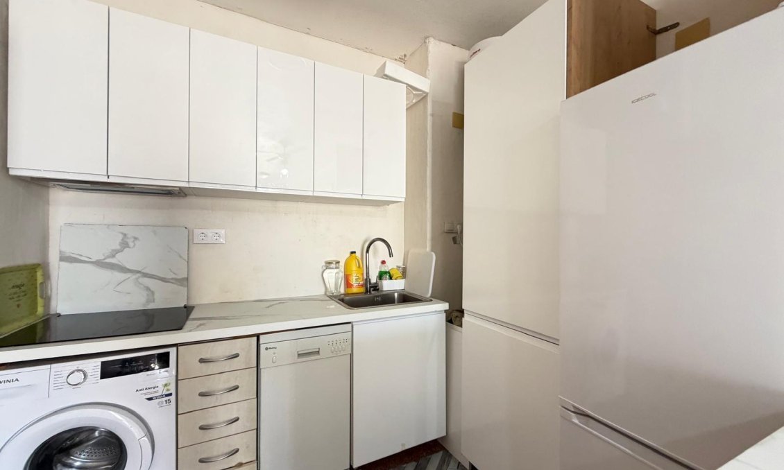 Segunda mano - Apartamento -
Torrevieja - Playa de los Locos