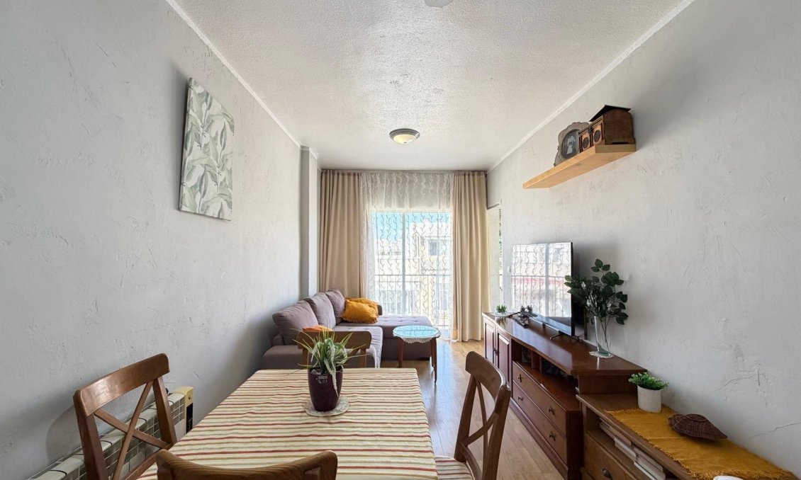 Segunda mano - Apartamento -
Torrevieja - Playa de los Locos