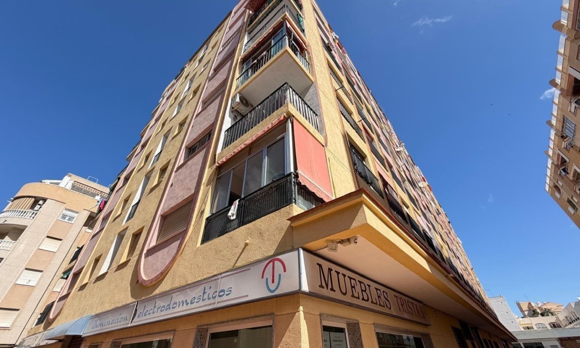Segunda mano - Apartamento -
Torrevieja - Playa de los Locos