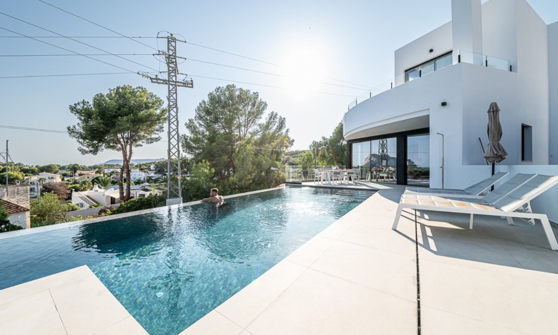 Resale - Villa -
Benissa - Costa Blanca