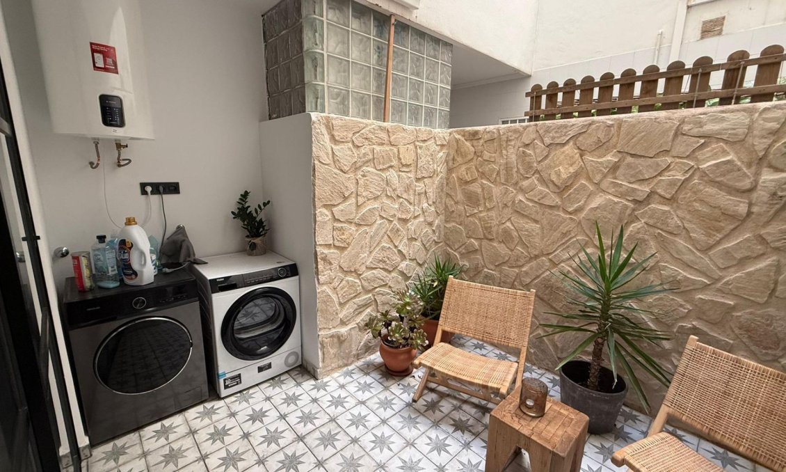 Segunda mano - Apartamento -
Torrevieja - Estacion De Autobuses