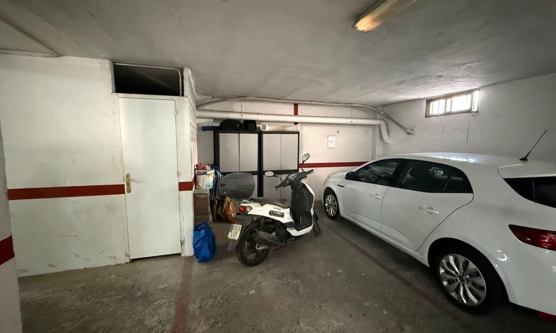 Segunda mano - Apartamento -
Torrevieja - Estacion De Autobuses