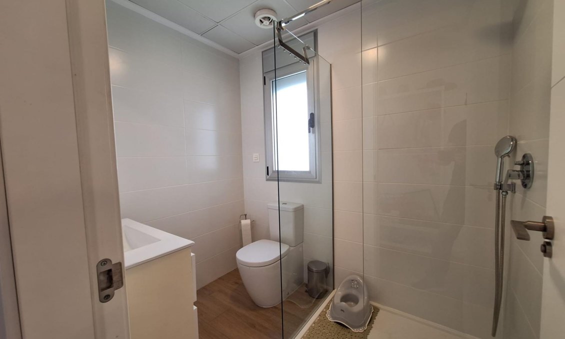 Revente - Villa -
Torrevieja - Los Frutales