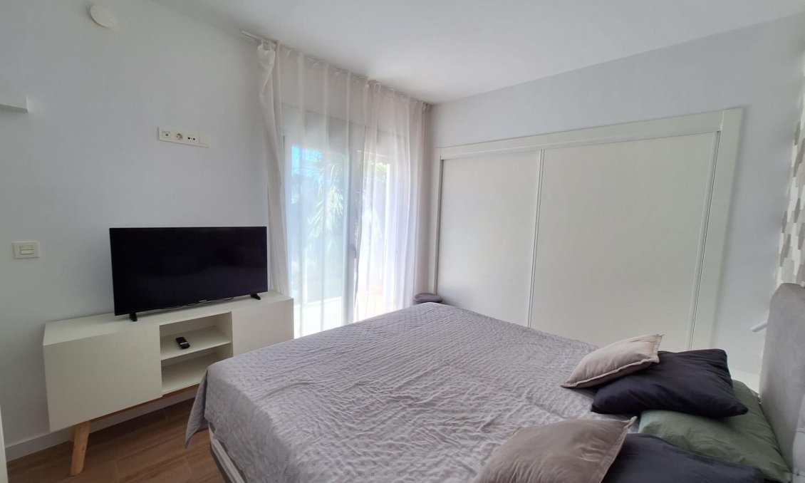 Revente - Villa -
Torrevieja - Los Frutales