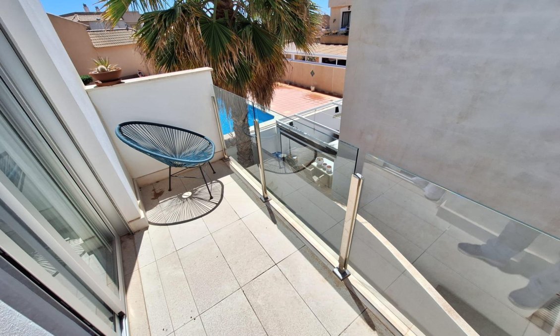 Revente - Villa -
Torrevieja - Los Frutales