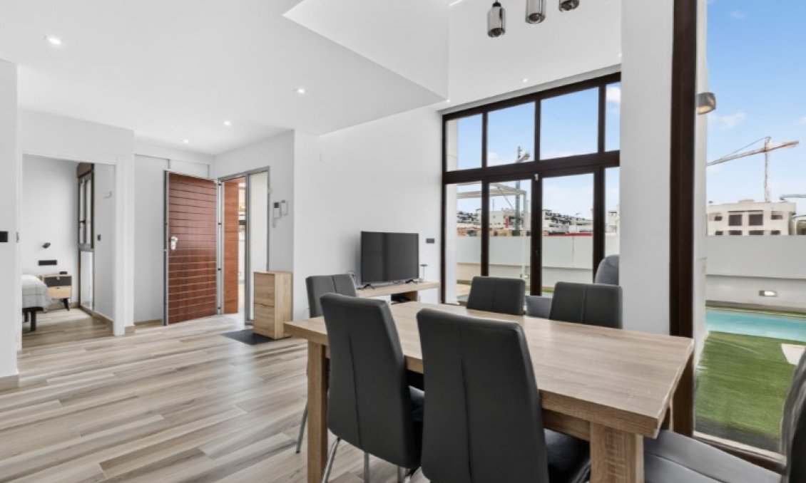 Revente - Villa -
Torrevieja - Costa Blanca