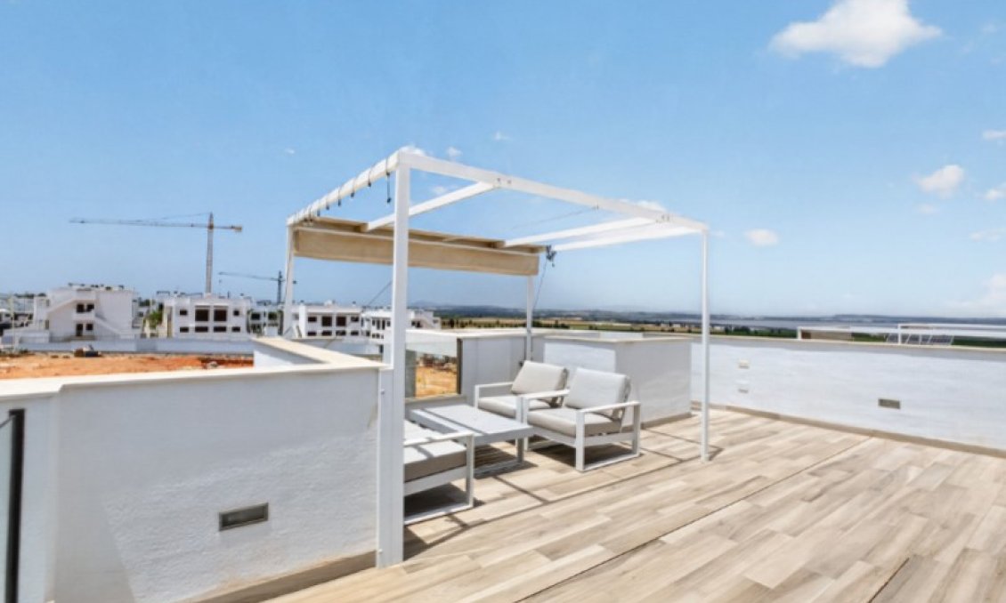 Használt Ingatlanok - Villa -
Torrevieja - Costa Blanca
