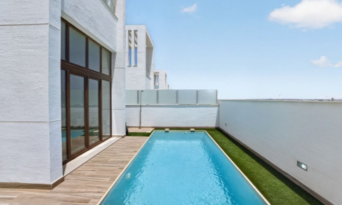 Segunda mano - Villa -
Torrevieja - Costa Blanca