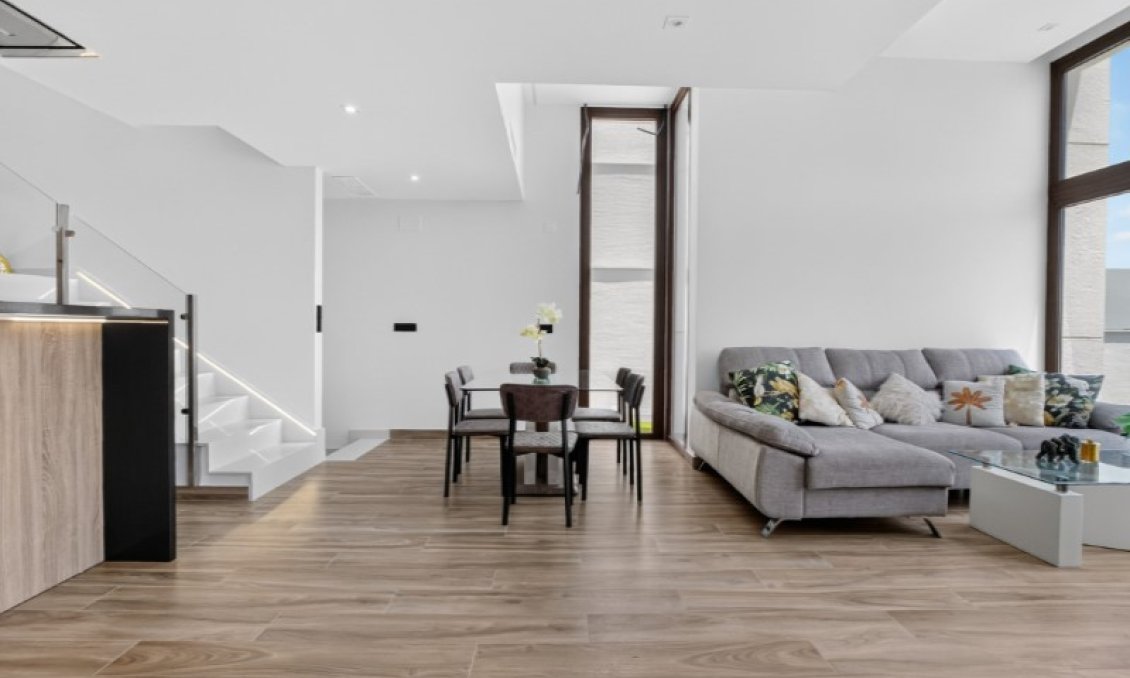 Segunda mano - Villa -
Torrevieja - Costa Blanca