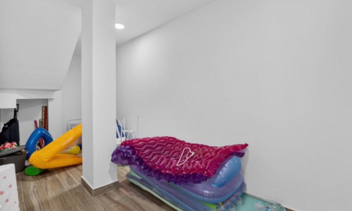 Segunda mano - Villa -
Torrevieja - Costa Blanca