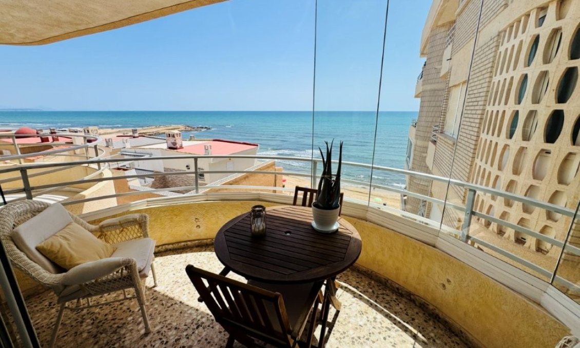 Segunda mano - Apartamento -
La Mata - Costa Blanca