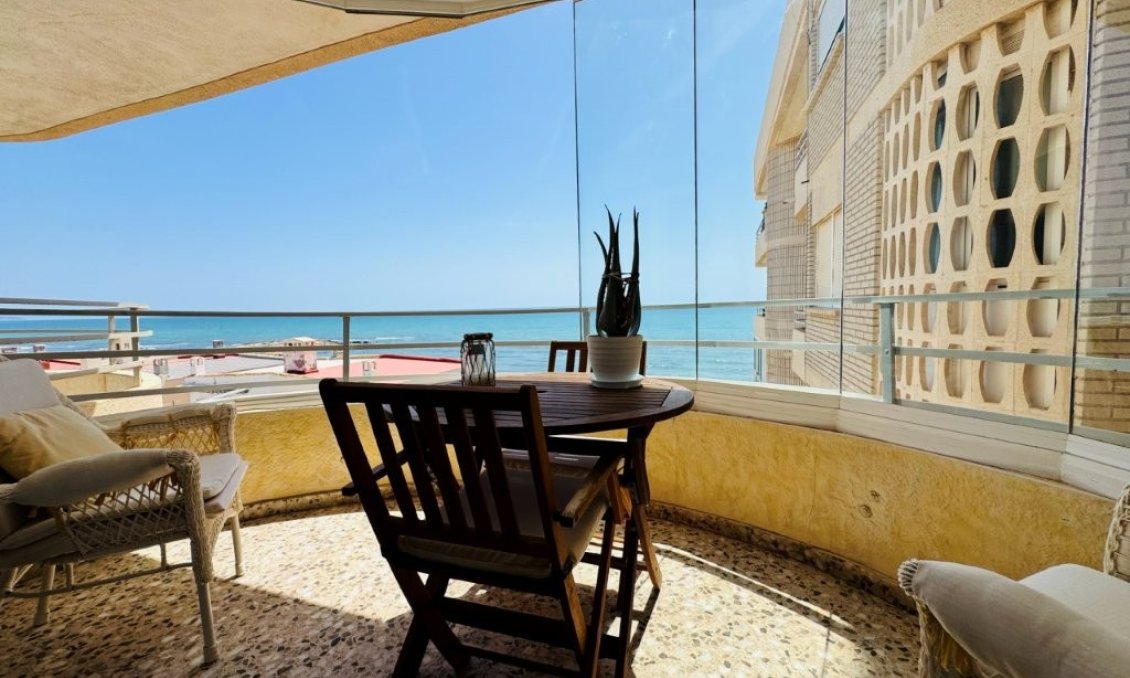 Segunda mano - Apartamento -
La Mata - Costa Blanca