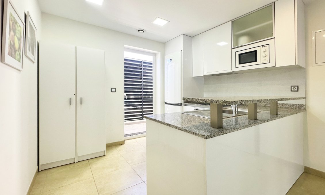 Segunda mano - Apartamento -
Santa Pola - Costa Blanca