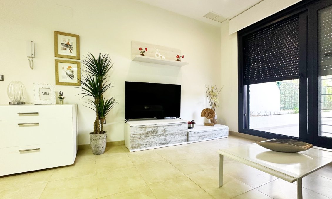 Segunda mano - Apartamento -
Santa Pola - Costa Blanca