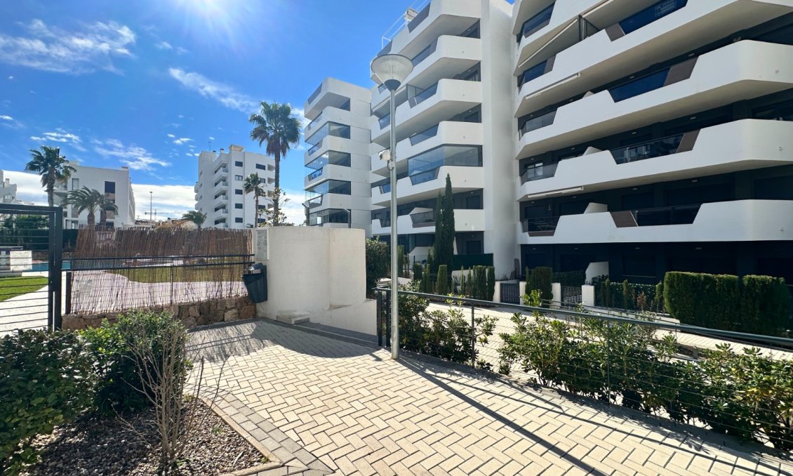 Segunda mano - Apartamento -
Santa Pola - Costa Blanca