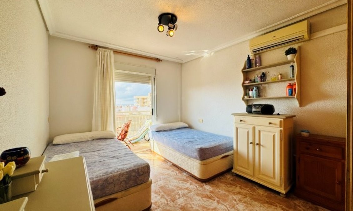 Segunda mano - Apartamento -
La Mata - Costa Blanca