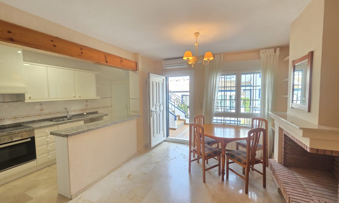 Segunda mano - Bungalow -
Villamartin - Costa Blanca