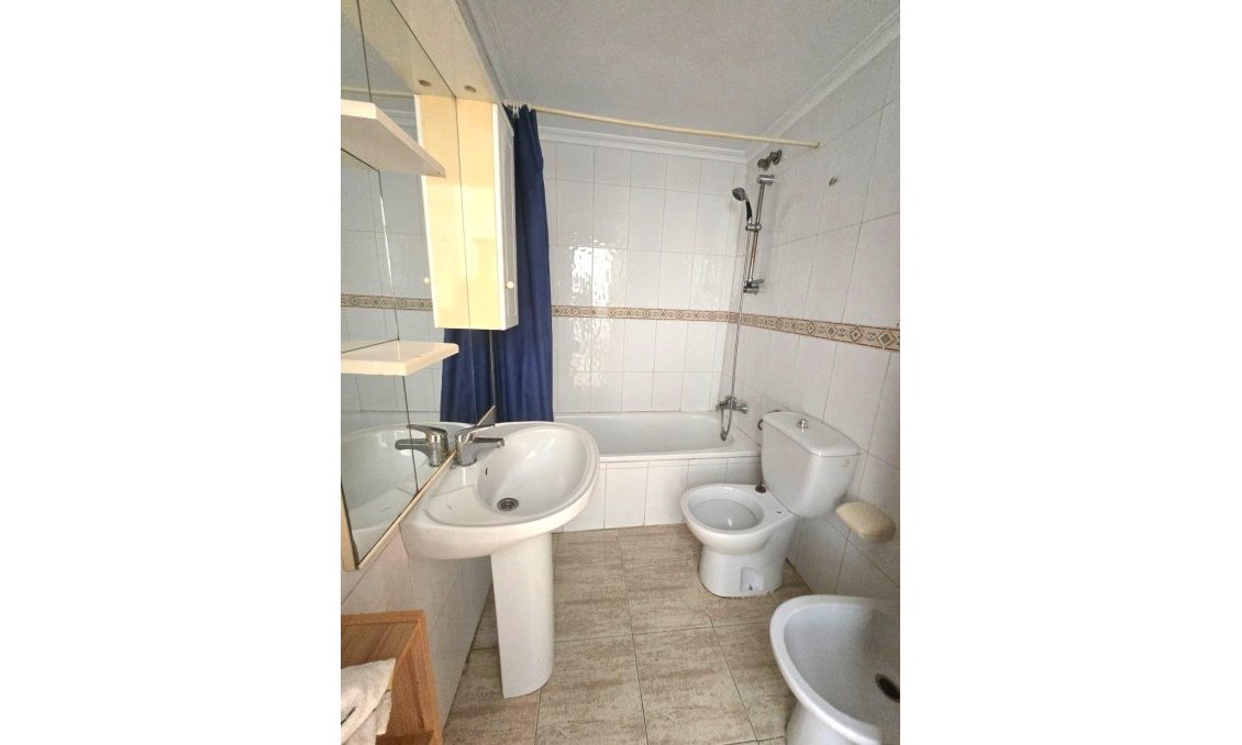Segunda mano - Apartamento -
Torrevieja - Playa de los Locos