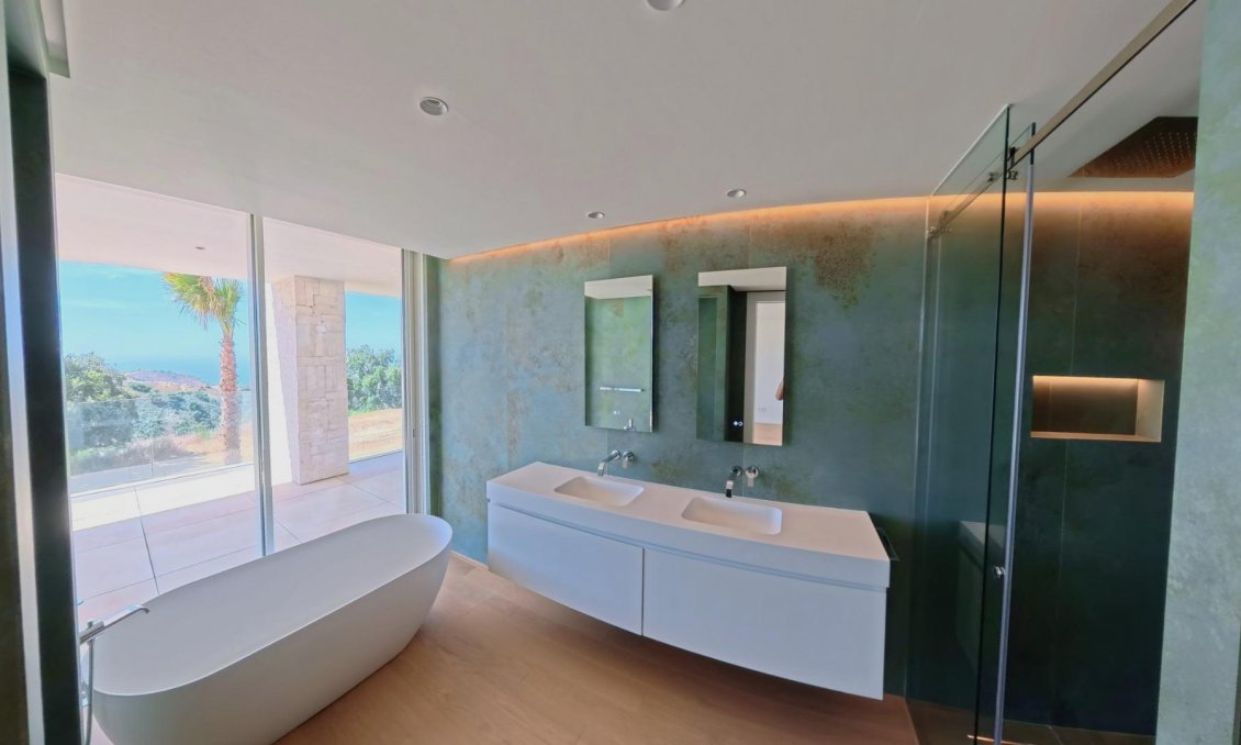 Obra nueva - Apartamento -
Ojen - El Soto De Marbella
