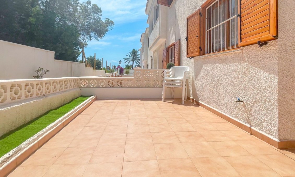 Segunda mano - Adosado -
Orihuela Costa - Costa Blanca