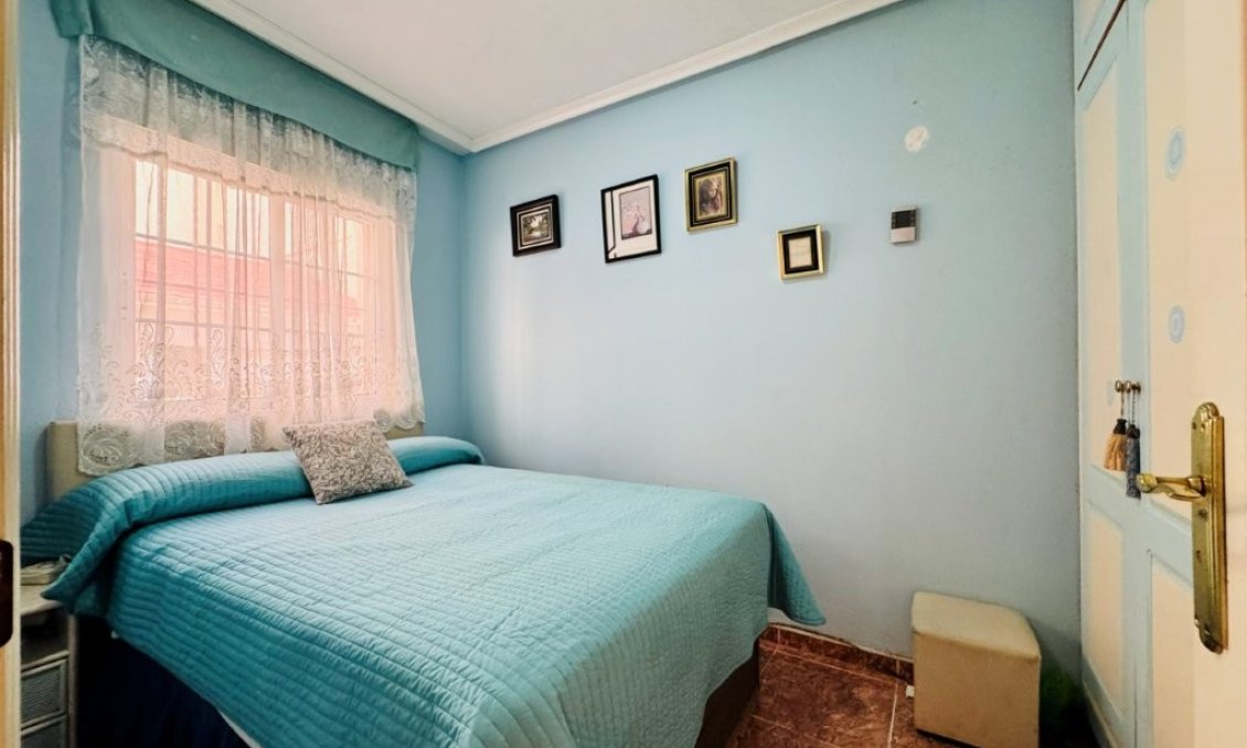 Segunda mano - Apartamento -
La Mata - Costa Blanca